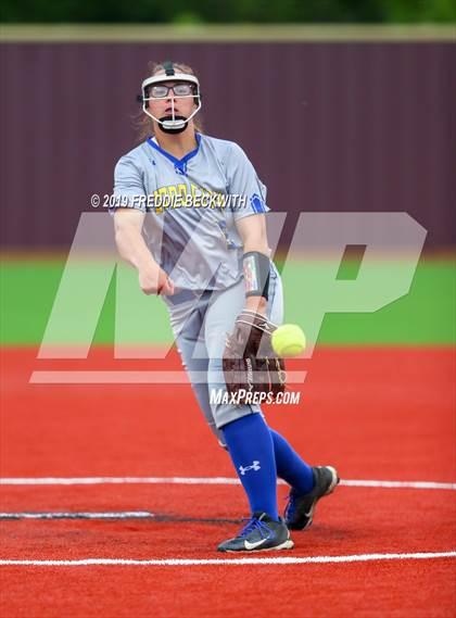 Thumbnail 1 in Dodd City vs. Ector (UIL 1A Regional Semifinal) photogallery.