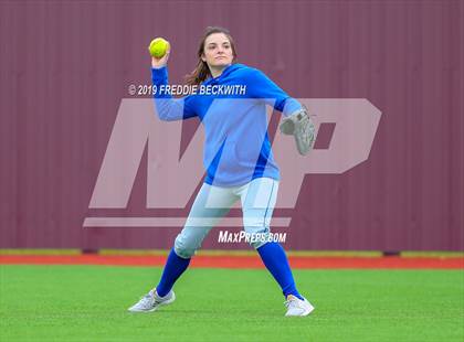 Thumbnail 2 in Dodd City vs. Ector (UIL 1A Regional Semifinal) photogallery.