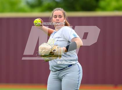 Thumbnail 1 in Dodd City vs. Ector (UIL 1A Regional Semifinal) photogallery.