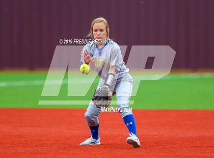Thumbnail 3 in Dodd City vs. Ector (UIL 1A Regional Semifinal) photogallery.