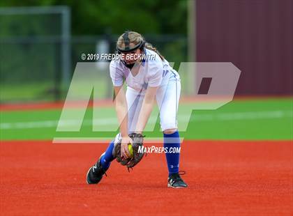 Thumbnail 1 in Dodd City vs. Ector (UIL 1A Regional Semifinal) photogallery.