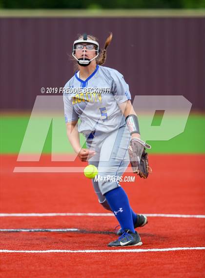 Thumbnail 3 in Dodd City vs. Ector (UIL 1A Regional Semifinal) photogallery.