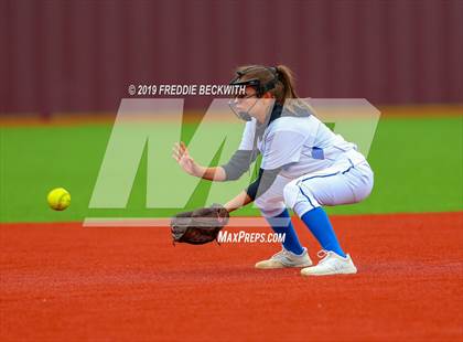 Thumbnail 2 in Dodd City vs. Ector (UIL 1A Regional Semifinal) photogallery.