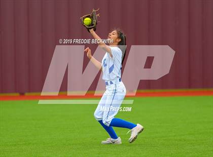 Thumbnail 1 in Dodd City vs. Ector (UIL 1A Regional Semifinal) photogallery.