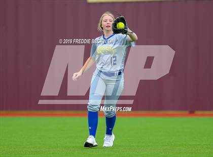 Thumbnail 2 in Dodd City vs. Ector (UIL 1A Regional Semifinal) photogallery.