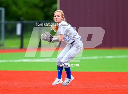 Thumbnail 1 in Dodd City vs. Ector (UIL 1A Regional Semifinal) photogallery.