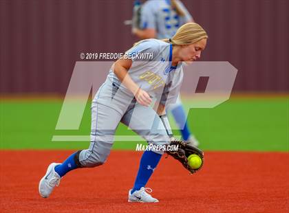 Thumbnail 3 in Dodd City vs. Ector (UIL 1A Regional Semifinal) photogallery.