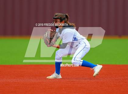 Thumbnail 3 in Dodd City vs. Ector (UIL 1A Regional Semifinal) photogallery.