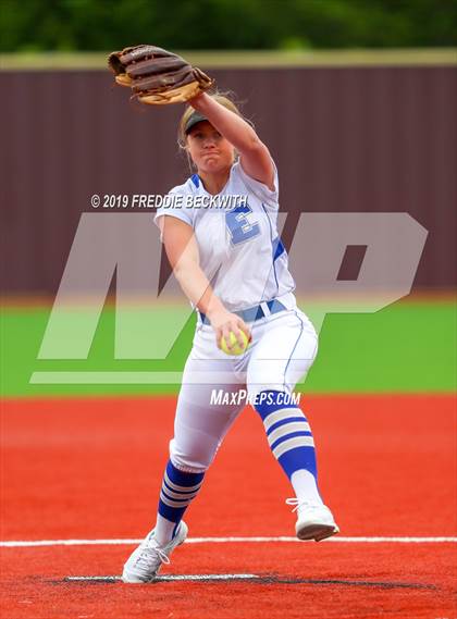 Thumbnail 3 in Dodd City vs. Ector (UIL 1A Regional Semifinal) photogallery.