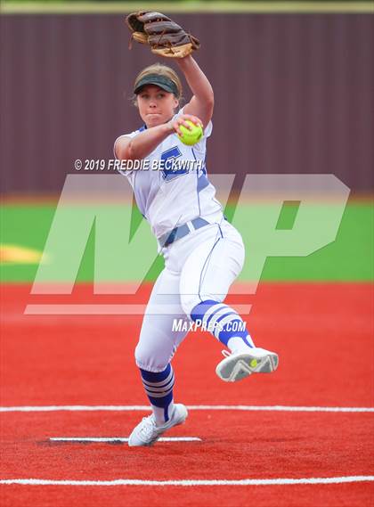 Thumbnail 3 in Dodd City vs. Ector (UIL 1A Regional Semifinal) photogallery.