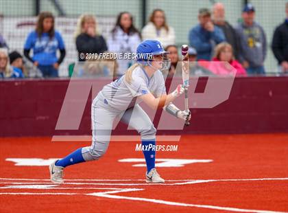 Thumbnail 3 in Dodd City vs. Ector (UIL 1A Regional Semifinal) photogallery.