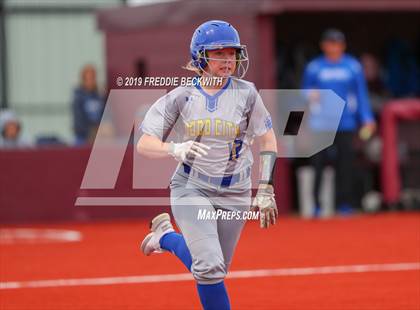 Thumbnail 2 in Dodd City vs. Ector (UIL 1A Regional Semifinal) photogallery.