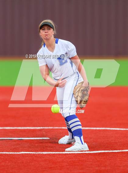 Thumbnail 3 in Dodd City vs. Ector (UIL 1A Regional Semifinal) photogallery.