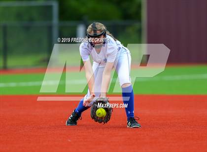 Thumbnail 3 in Dodd City vs. Ector (UIL 1A Regional Semifinal) photogallery.