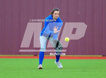 Thumbnail 3 in Dodd City vs. Ector (UIL 1A Regional Semifinal) photogallery.