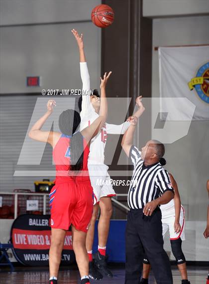 Thumbnail 1 in Duncanville vs. Judson (McDonald's Texas Invitational) photogallery.