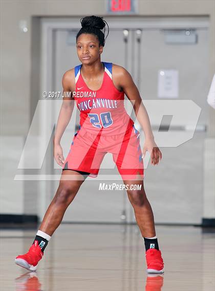Thumbnail 1 in Duncanville vs. Judson (McDonald's Texas Invitational) photogallery.