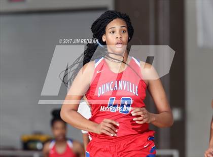 Thumbnail 1 in Duncanville vs. Judson (McDonald's Texas Invitational) photogallery.