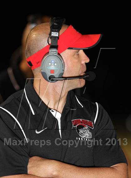 Thumbnail 1 in Harvard-Westlake vs. Sylmar photogallery.
