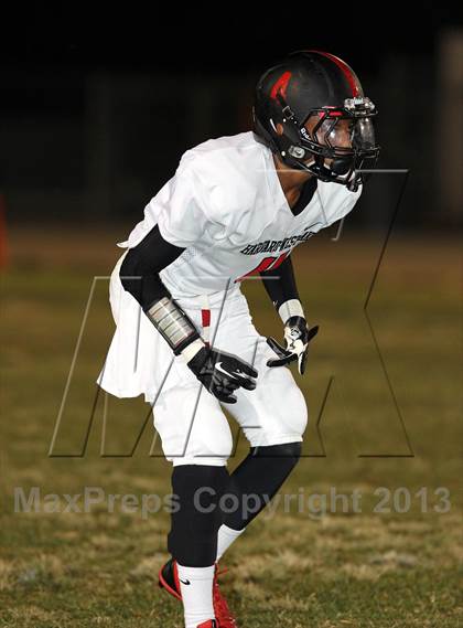 Thumbnail 2 in Harvard-Westlake vs. Sylmar photogallery.
