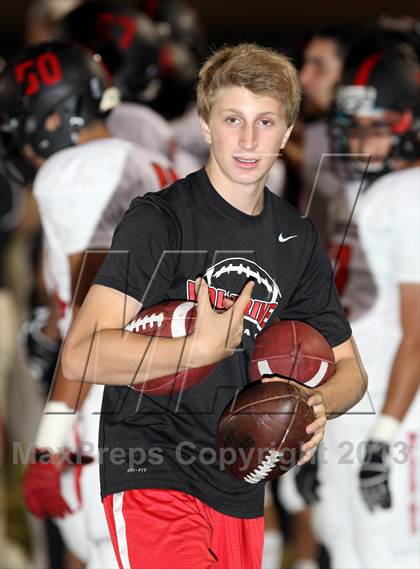 Thumbnail 2 in Harvard-Westlake vs. Sylmar photogallery.