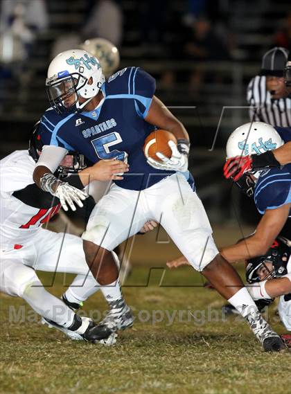 Thumbnail 1 in Harvard-Westlake vs. Sylmar photogallery.