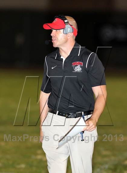 Thumbnail 2 in Harvard-Westlake vs. Sylmar photogallery.
