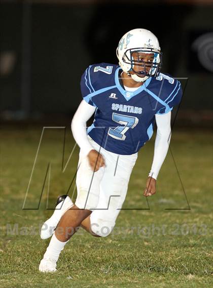 Thumbnail 2 in Harvard-Westlake vs. Sylmar photogallery.