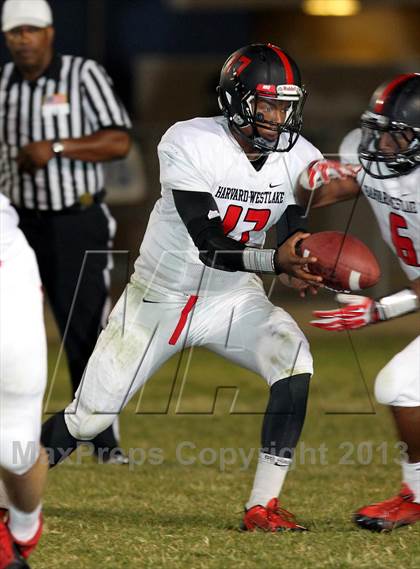 Thumbnail 3 in Harvard-Westlake vs. Sylmar photogallery.