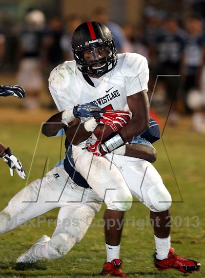 Thumbnail 2 in Harvard-Westlake vs. Sylmar photogallery.