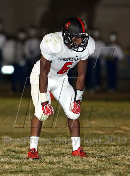 Thumbnail 2 in Harvard-Westlake vs. Sylmar photogallery.