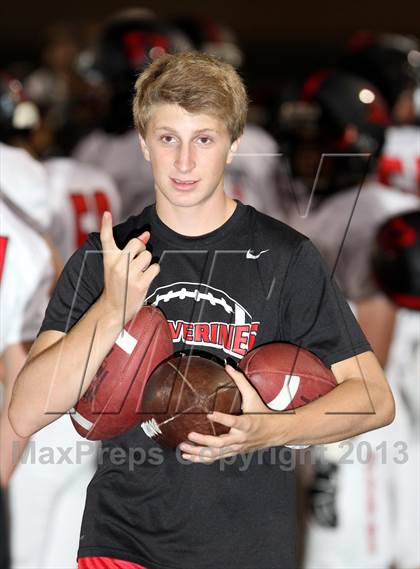 Thumbnail 3 in Harvard-Westlake vs. Sylmar photogallery.