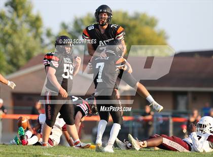 Thumbnail 3 in Linden-McKinley @ Amanda-Clearcreek photogallery.