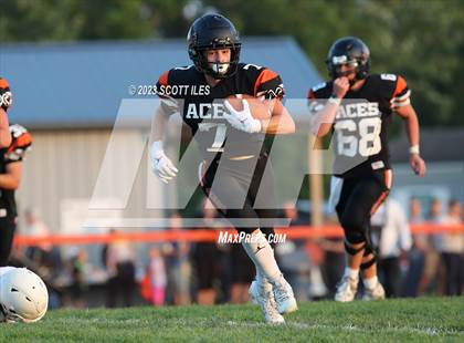 Thumbnail 3 in Linden-McKinley @ Amanda-Clearcreek photogallery.