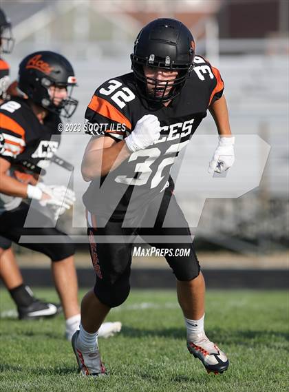 Thumbnail 1 in Linden-McKinley @ Amanda-Clearcreek photogallery.