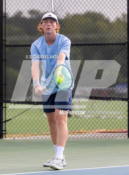 Thumbnail 2 in Greene Central vs. Raleigh Charter  (NCHSAA 2A Individual Semifinal) photogallery.