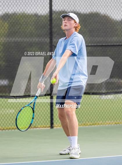 Thumbnail 1 in Greene Central vs. Raleigh Charter  (NCHSAA 2A Individual Semifinal) photogallery.