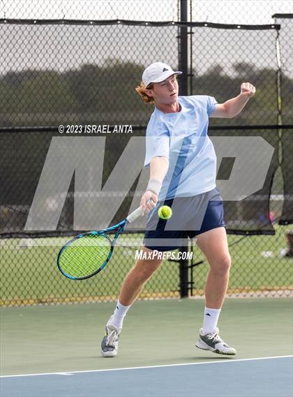Thumbnail 2 in Greene Central vs. Raleigh Charter  (NCHSAA 2A Individual Semifinal) photogallery.
