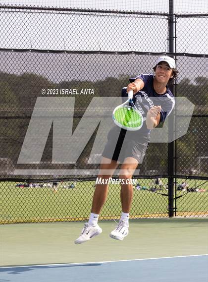 Thumbnail 1 in Greene Central vs. Raleigh Charter  (NCHSAA 2A Individual Semifinal) photogallery.