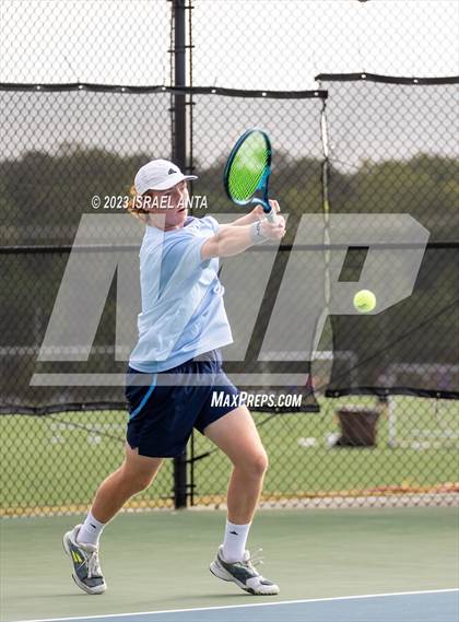 Thumbnail 3 in Greene Central vs. Raleigh Charter  (NCHSAA 2A Individual Semifinal) photogallery.