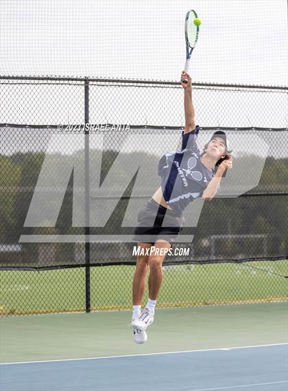 Thumbnail 3 in Greene Central vs. Raleigh Charter  (NCHSAA 2A Individual Semifinal) photogallery.