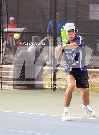 Thumbnail 1 in Greene Central vs. Raleigh Charter  (NCHSAA 2A Individual Semifinal) photogallery.