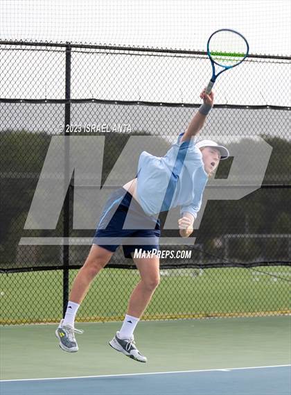 Thumbnail 3 in Greene Central vs. Raleigh Charter  (NCHSAA 2A Individual Semifinal) photogallery.
