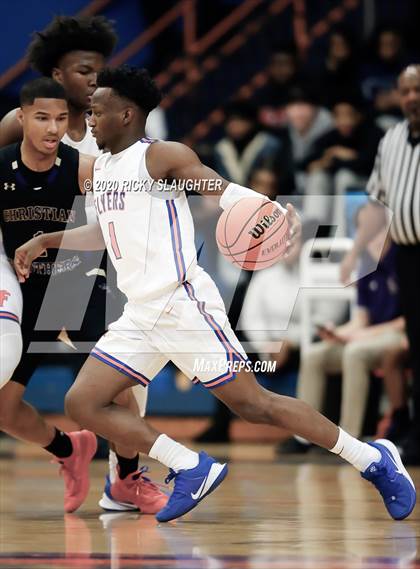 Thumbnail 1 in East St. Louis vs. Christian Brothers (King Classic in the City of Champions) photogallery.