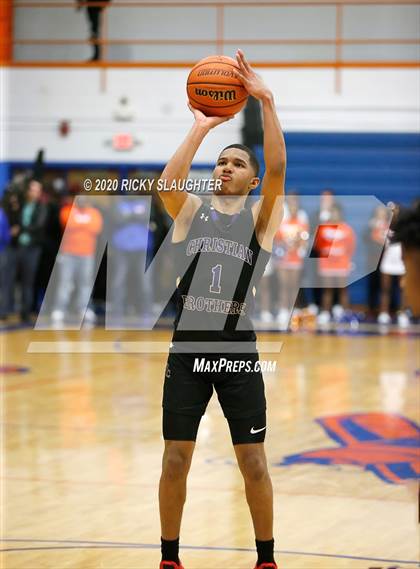 Thumbnail 2 in East St. Louis vs. Christian Brothers (King Classic in the City of Champions) photogallery.