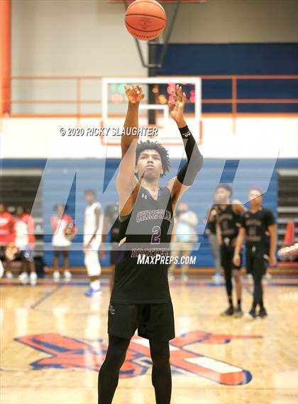 Thumbnail 1 in East St. Louis vs. Christian Brothers (King Classic in the City of Champions) photogallery.