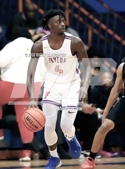 Thumbnail 3 in East St. Louis vs. Christian Brothers (King Classic in the City of Champions) photogallery.