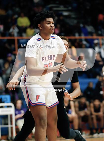 Thumbnail 3 in East St. Louis vs. Christian Brothers (King Classic in the City of Champions) photogallery.