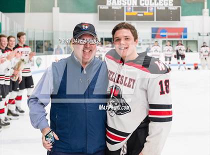 Thumbnail 1 in Needham @ Wellesley photogallery.
