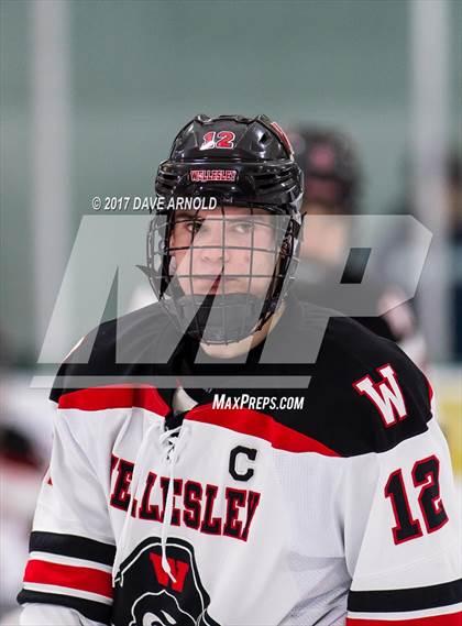 Thumbnail 1 in Needham @ Wellesley photogallery.